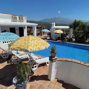 3* Pensionat Casa Bambu